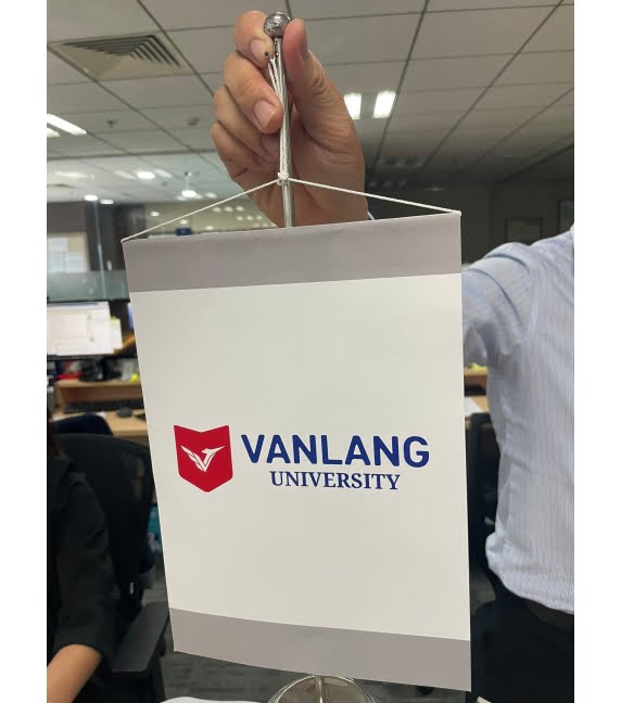 in cờ vải đại hội thể thao 3 in cờ vải đại học văn lang