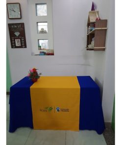 in khăn trải bàn 12 z2130292679112efd932089d3f930e51757691454fab46 2281 486x648 1